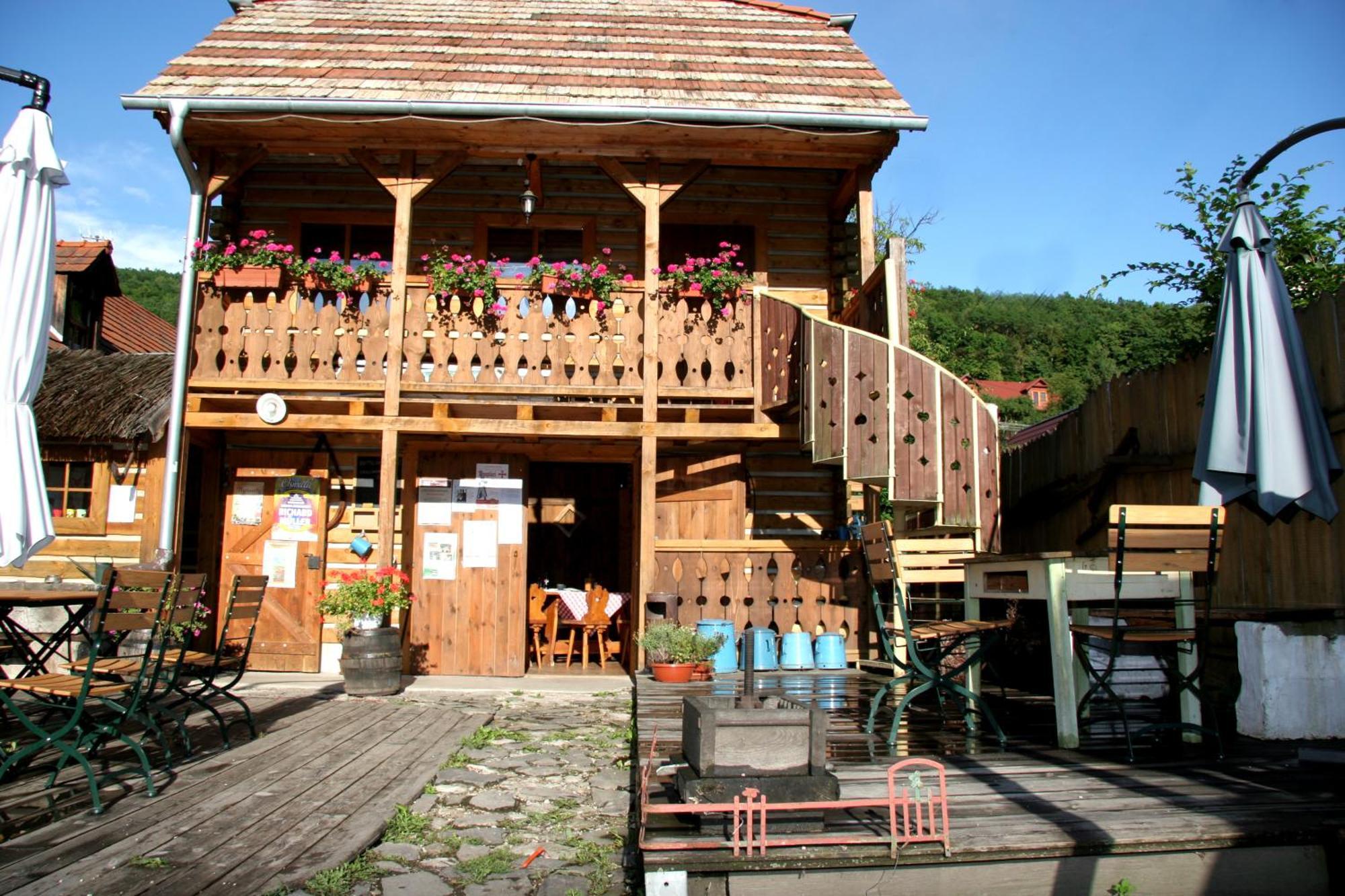 Penzion Stary Hostinec Банска-Штьявница Экстерьер фото